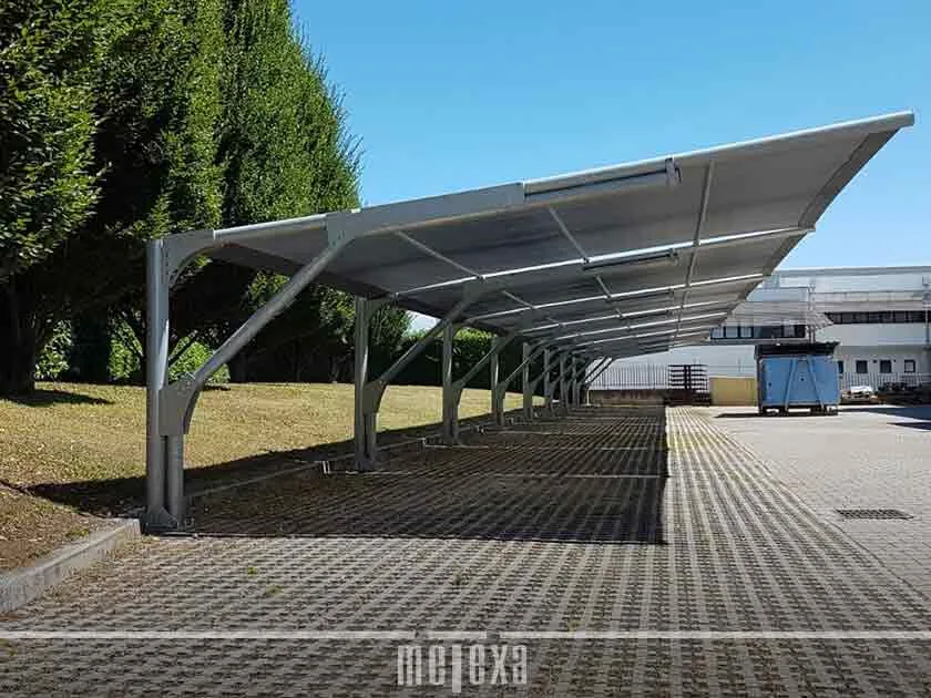 pensiline per posti auto di supermercati