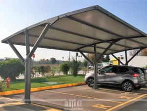 Pensiline auto coperture per parcheggi