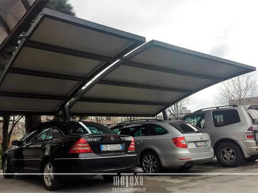 pensilina auto per parcheggio